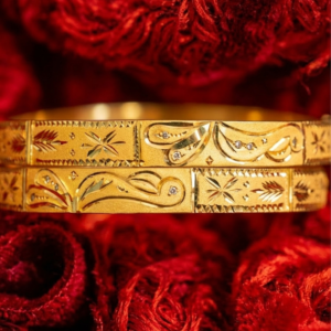 JMD Artistry Gold Bangle 18CARAT